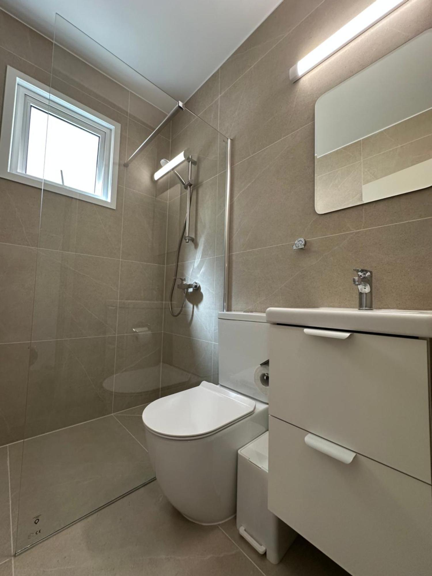 Olivia Mackenzie 2 Bedroom Flat With Pool Ларнака Екстериор снимка